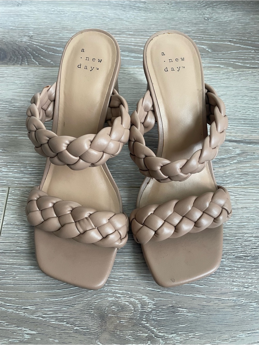 a new day Braided Double-Strap Block Heel Sandals in Tan - size 6.5